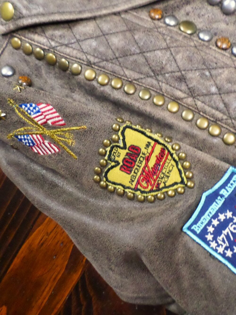 DOUBLE D RANCH Jacket, Land of the Free $1,195.00 SPREAD YOUR WINGS IN STATEMENT - Picture 12 of 16